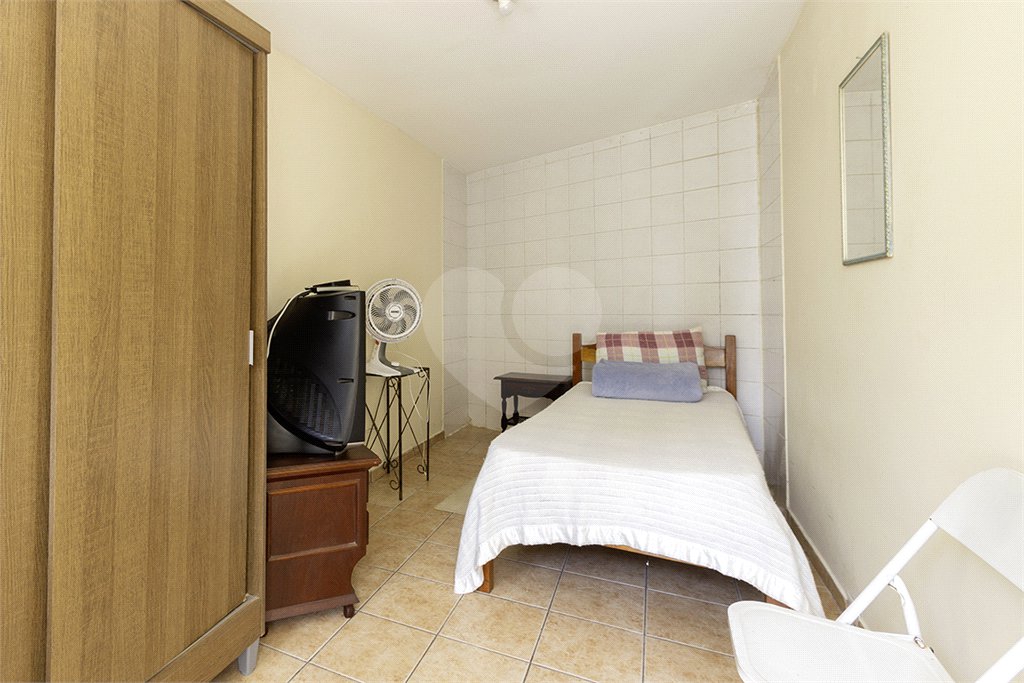 Casa à venda com 4 quartos, sendo 3 suítes, em Cidade Jardim, São Paulo, SP