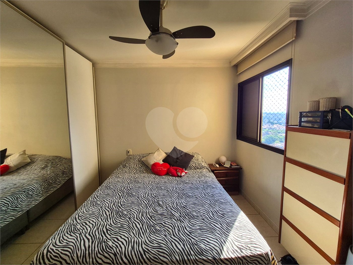 Apartamento à venda ou para alugar com 3 quartos, sendo 1 suíte, em Jardim Esmeralda, São Paulo, SP