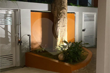 Sobrado à venda com 4 suítes em Vila Inah, São Paulo, SP