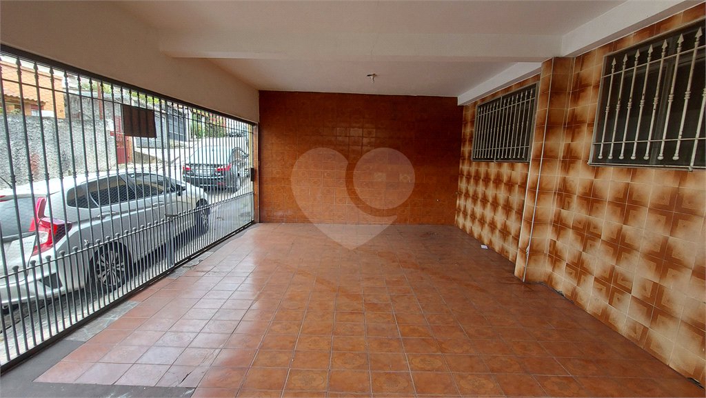 Sobrado à venda com 4 quartos, sendo 1 suíte,  em Vila Guarani (z Sul), São Paulo, SP