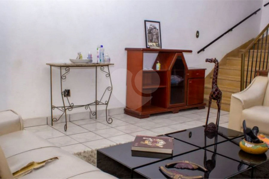 Sobrado à venda com 2 quartos em Santana, São Paulo, SP
