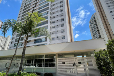 Apartamento à venda com 3 quartos, sendo 1 suíte, em Aclimação, São Paulo, SP