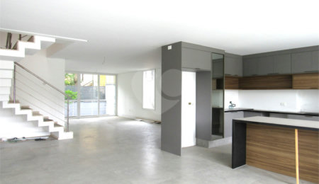Casa à venda com 4 suítes no condomínio Premiere, São Paulo - SP
