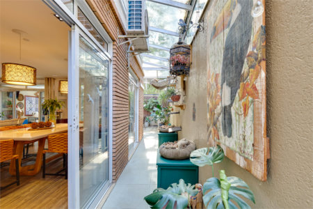 Casa à venda com 4 suítes no condomínio Vila Inglesa, São Paulo - SP