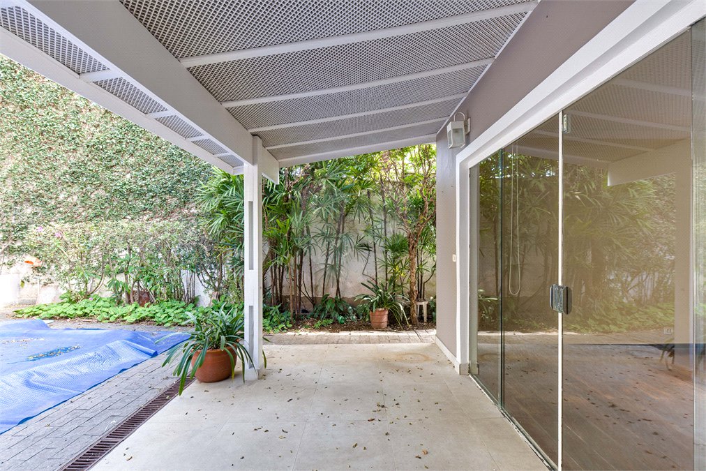 Casa à venda com 3 quartos, sendo 1 suíte, em Brooklin, São Paulo, SP