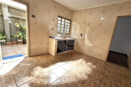 Casa à venda com 4 quartos em Vila dos Minérios, São Paulo, SP