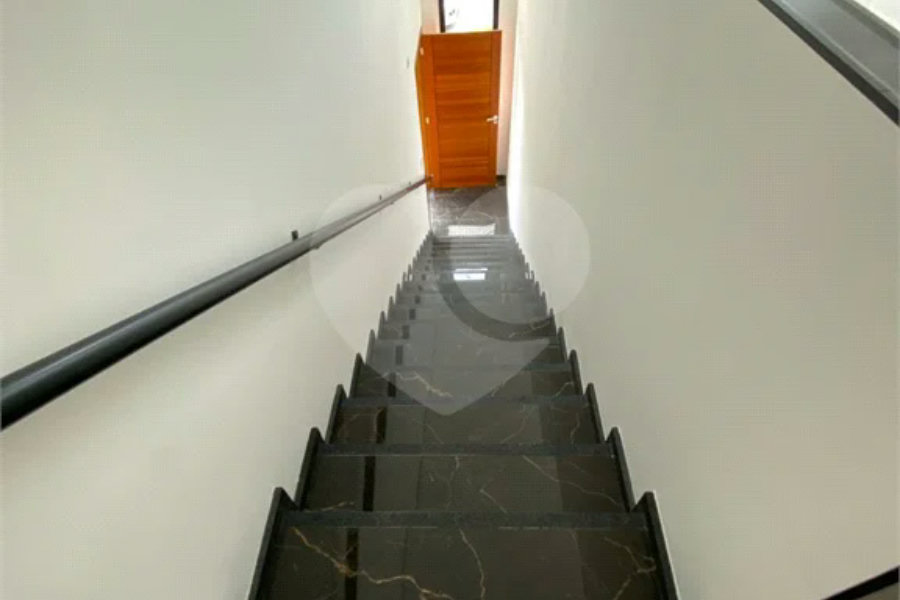 Casa à venda com 3 suítes em Chácara Roselândia, Cotia, SP
