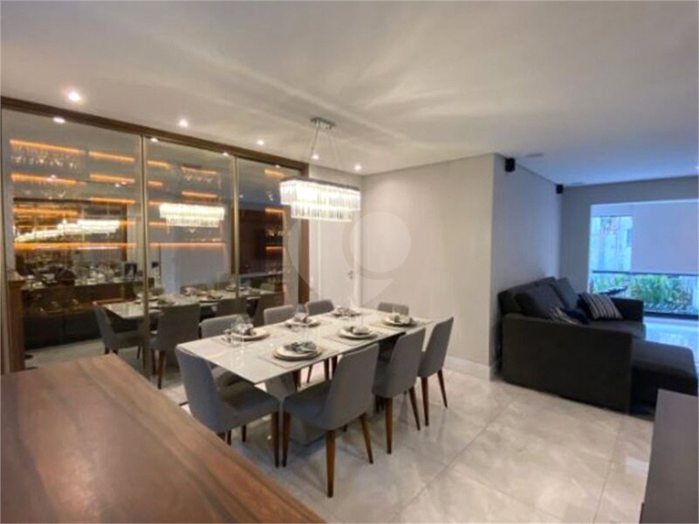 Apartamento à venda com 3 quartos, sendo 1 suíte,  em Vila Regente Feijó, São Paulo, SP