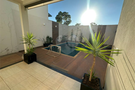 Casa à venda com 3 suítes em Cidade Jardim, Araraquara, SP