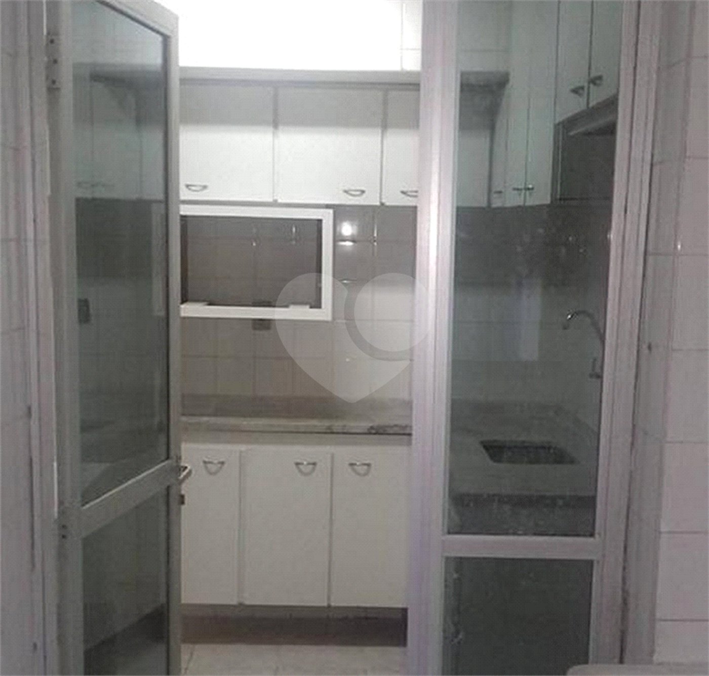 Apartamento à venda com 3 quartos, sendo 1 suíte,  em Jardim Parque Morumbi, São Paulo, SP