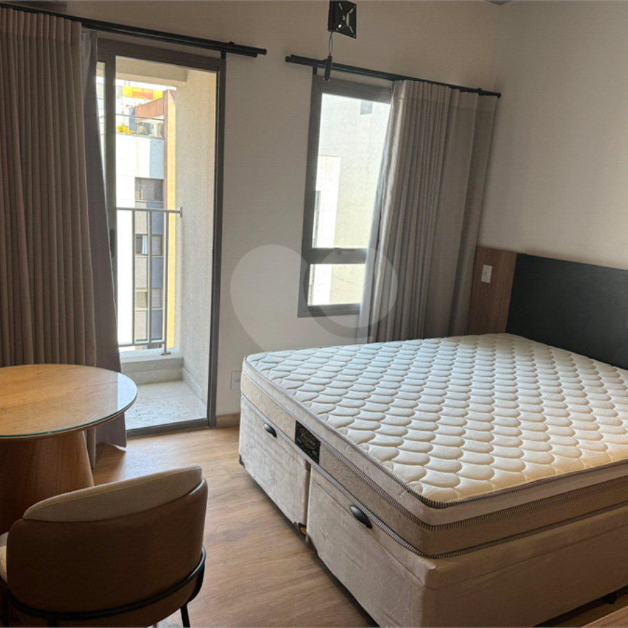 Apartamento à venda com 1 suíte em Indianópolis, São Paulo, SP