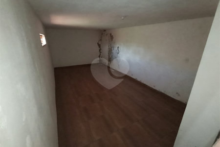 Casa à venda com 4 quartos, sendo 1 suíte, em Vila Belo Horizonte, Itapetininga, SP