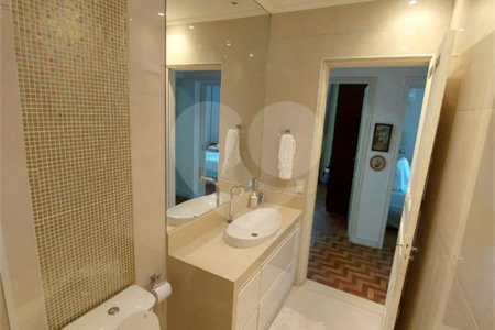 Casa para alugar com 3 quartos em Água Branca, São Paulo, SP