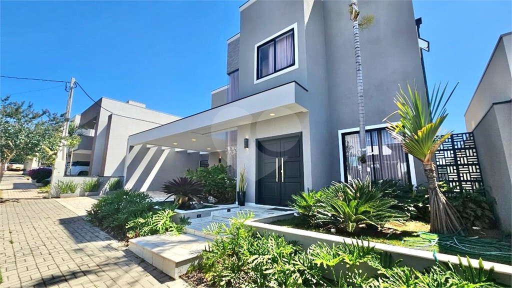 Casa à venda com 3 suítes em Vila Popular, Itapetininga, SP