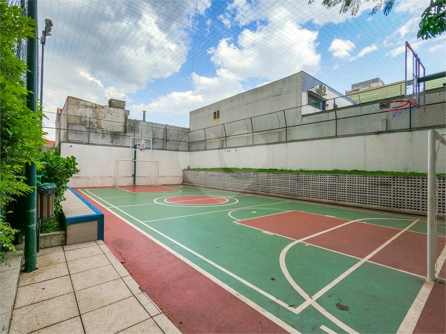 Apartamento à venda com 3 suítes em Vila Dom Pedro I, São Paulo, SP