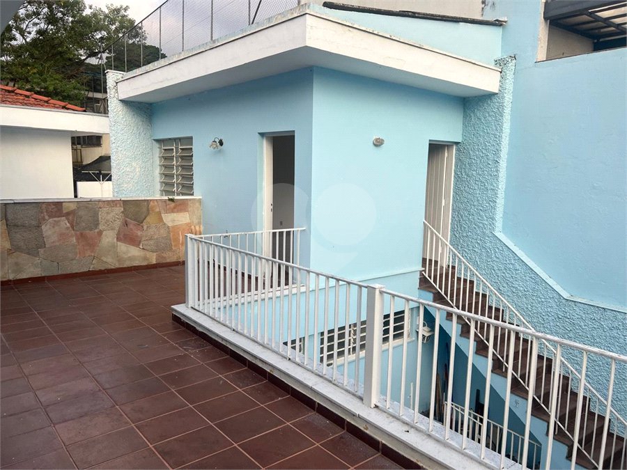 Sobrado à venda com 4 quartos, sendo 3 suítes, em Santana, São Paulo, SP