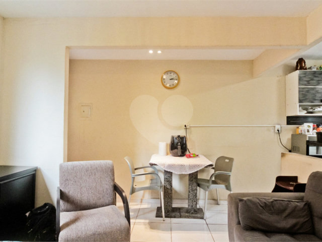 Apartamento à venda com 2 quartos em Horto, São Paulo, SP
