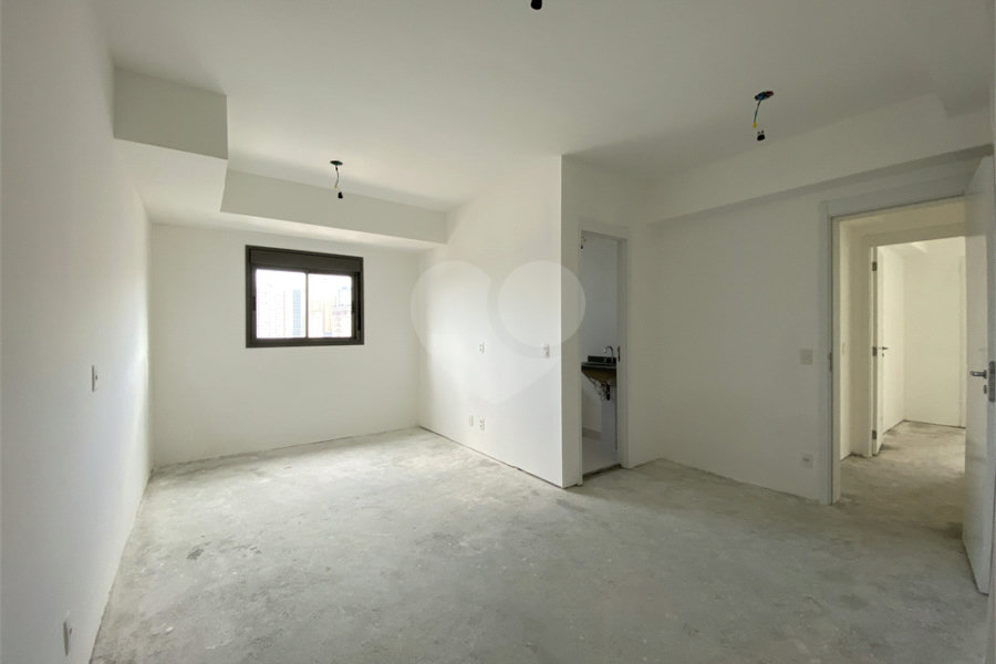 Apartamento à venda com 3 suítes em Santana, São Paulo, SP