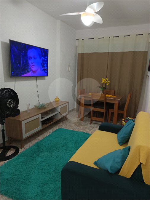 Apartamento à venda com 1 quarto em Maracanã, Praia Grande, SP