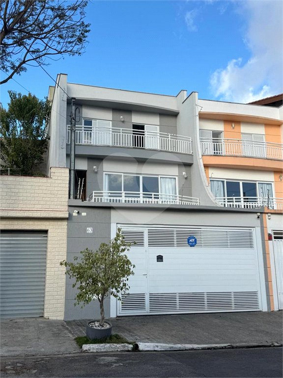 Casa à Venda com 225m² – Ampla e Bem Localizada - Estuda permuta.