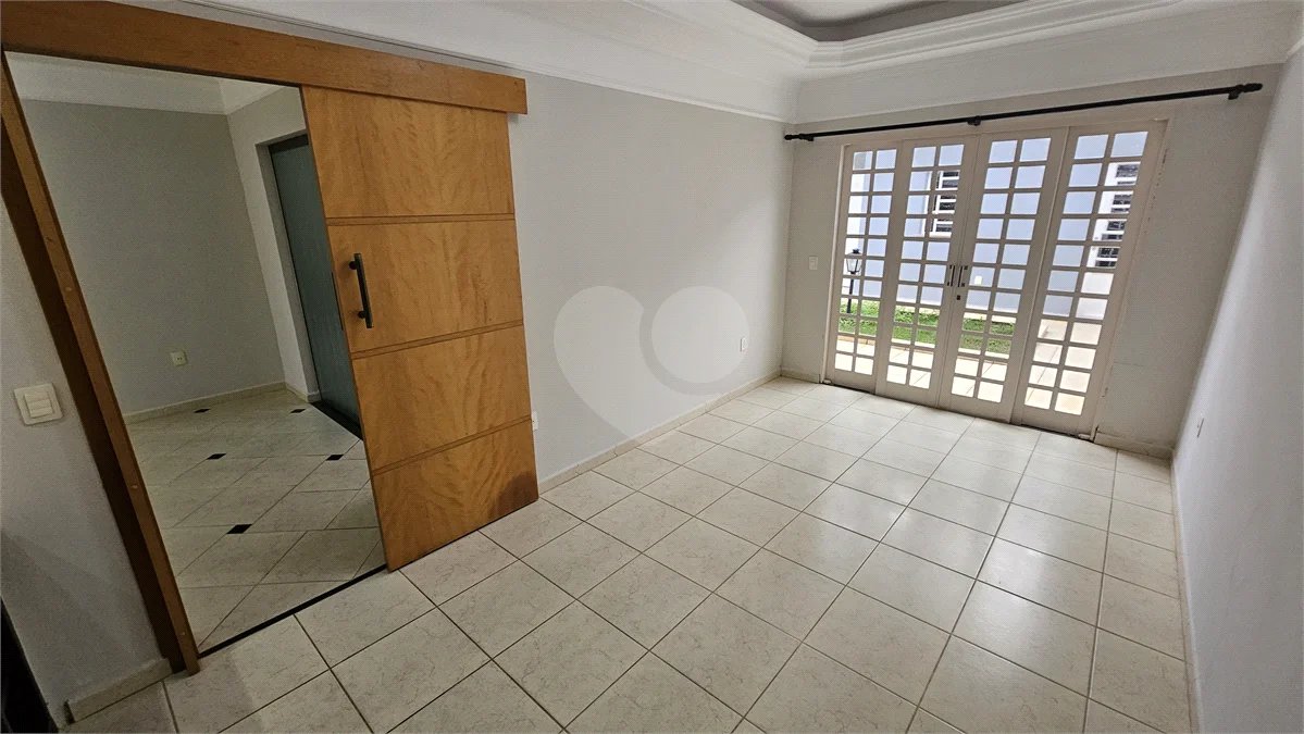 Casa Locação e Venda Condomínio Portal de Itaici 04 Dormitórios 02 suítes