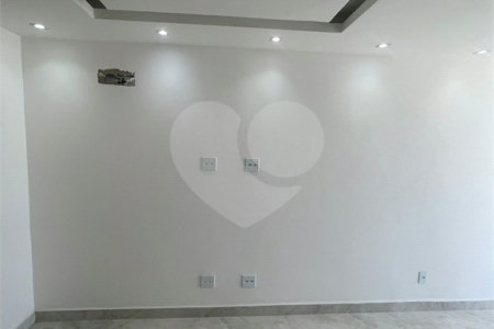 Casa à venda com 3 quartos, sendo 2 suítes, no condomínio Grand Park, Rio de Janeiro - RJ