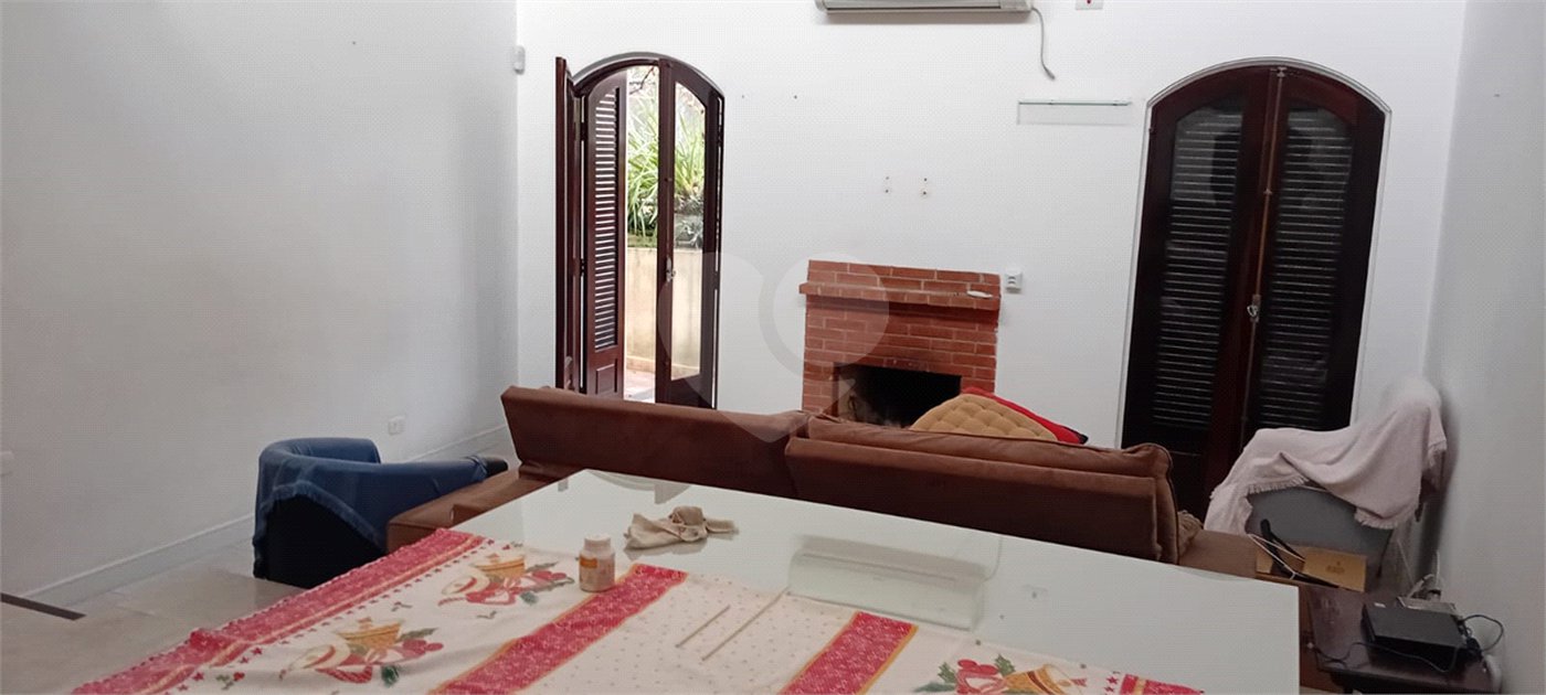 Casa à venda com 4 quartos, sendo 2 suítes,  em Vila Sônia, São Paulo, SP