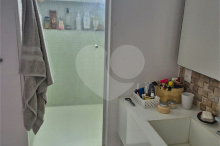 Apartamento à venda com 3 quartos, sendo 1 suíte, em Humaitá, Rio de Janeiro, RJ