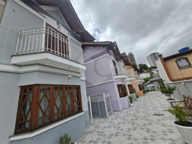 Casa à venda com 3 suítes no condomínio Residencial Jardim França, São Paulo - SP