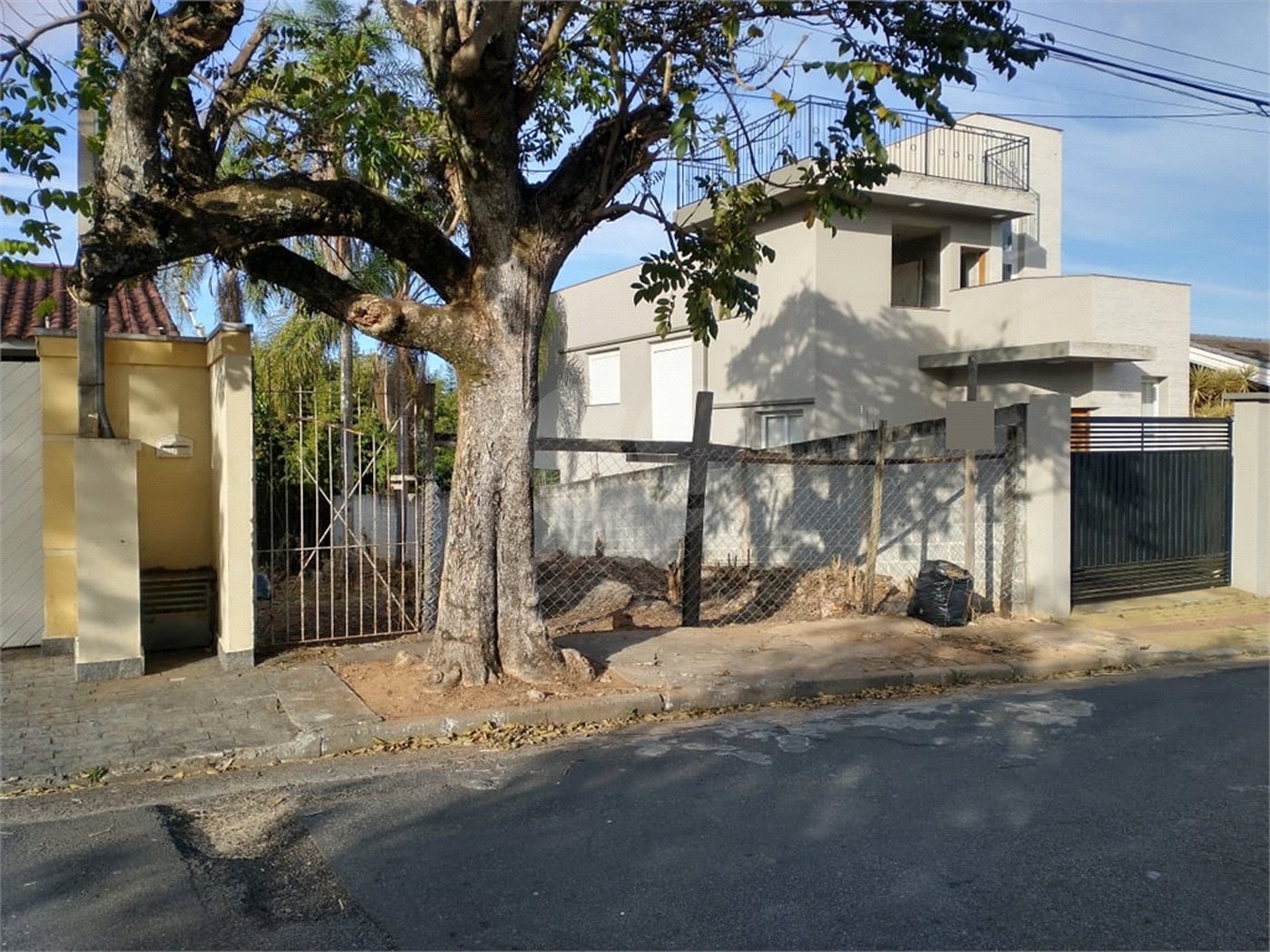 Terreno à venda em Vila Gardênia, Atibaia, SP