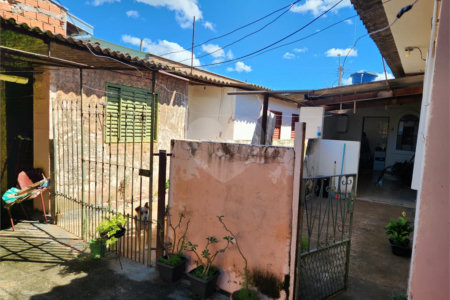 Casa à venda com 3 quartos em Vila Suconasa, Araraquara, SP