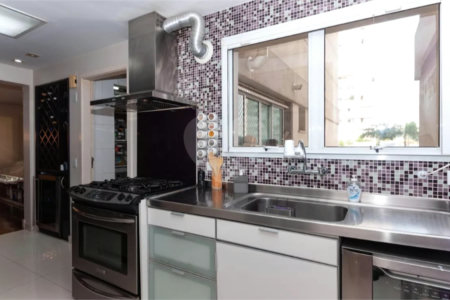 Apartamento para alugar com 3 quartos, sendo 1 suíte, em Água Branca, São Paulo, SP