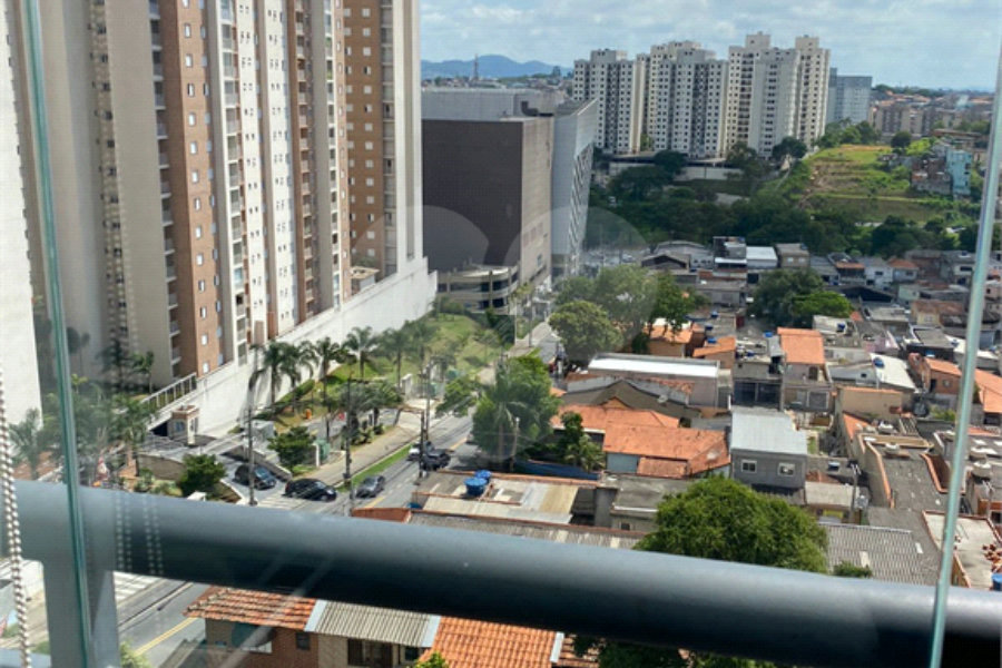 Apartamento à venda com 2 quartos, sendo 1 suíte, em Jardim Flor da Montanha, Guarulhos, SP