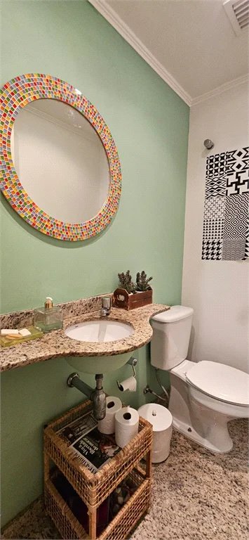 Apartamento à venda com 3 quartos, sendo 2 suítes, em Pinheiros, São Paulo, SP