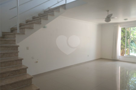 Casa à venda com 4 quartos, sendo 3 suítes, no condomínio Ibiti Royal Park, Sorocaba - SP