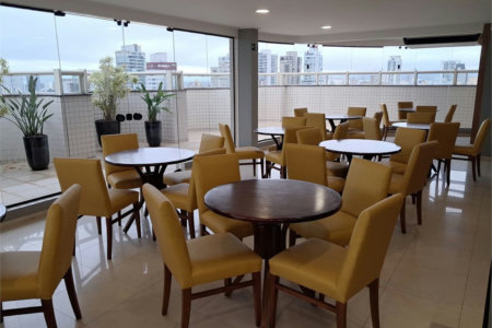Apartamento Residencial à venda, Gonzaga, Santos - AP0761.