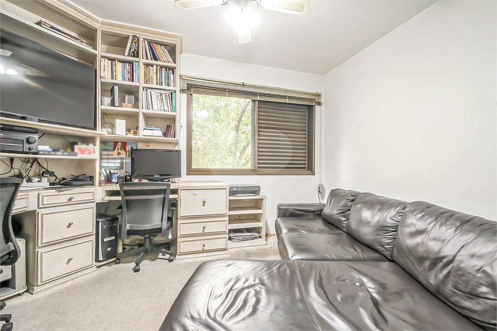 Apartamento à venda no Campo Belo 4 dormitórios 3 vagas