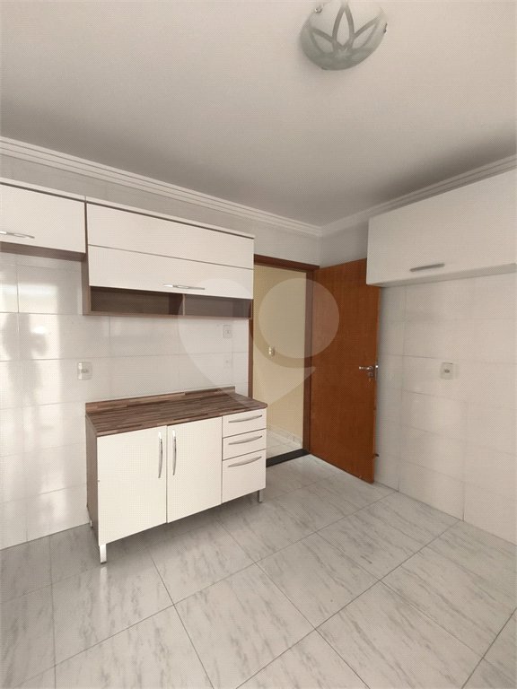 Sobrado à venda com 3 quartos, sendo 1 suíte, em Chora Menino, São Paulo, SP