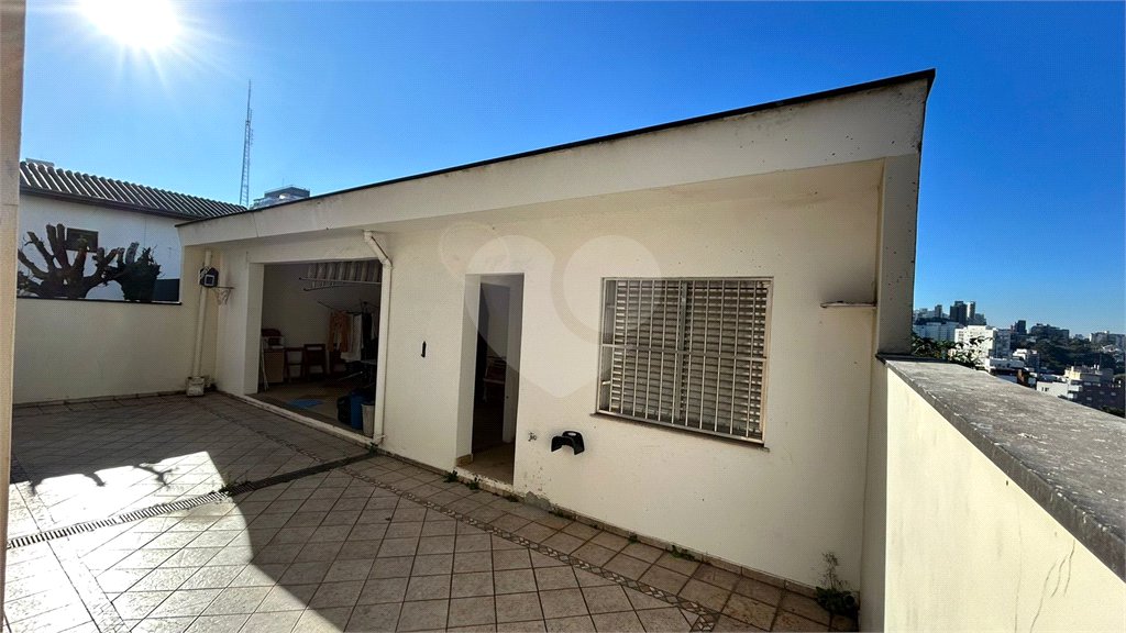 Sobrado à venda com 6 quartos, sendo 1 suíte,  em Sumarezinho, São Paulo, SP