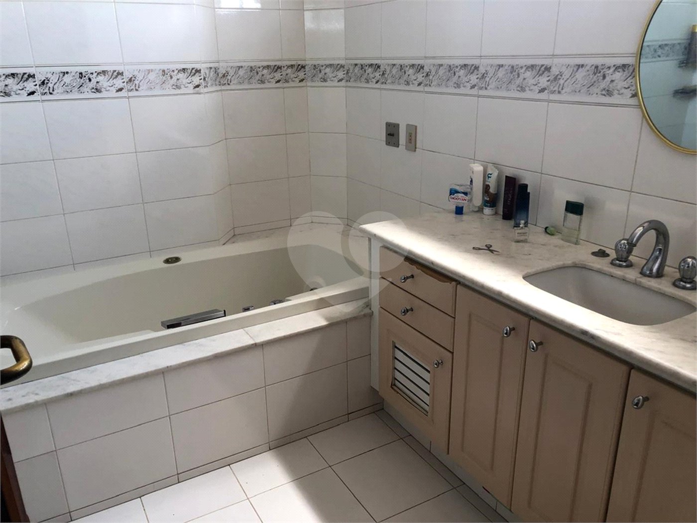 Apartamento à venda com 4 suítes em Vila Henrique, Salto, SP