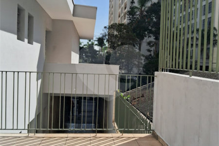 Sobrado para alugar com 3 quartos, sendo 1 suíte,  em Vila Progredior, São Paulo, SP
