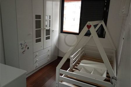 Apartamento à venda com 3 quartos, sendo 2 suítes, em Perdizes, São Paulo, SP