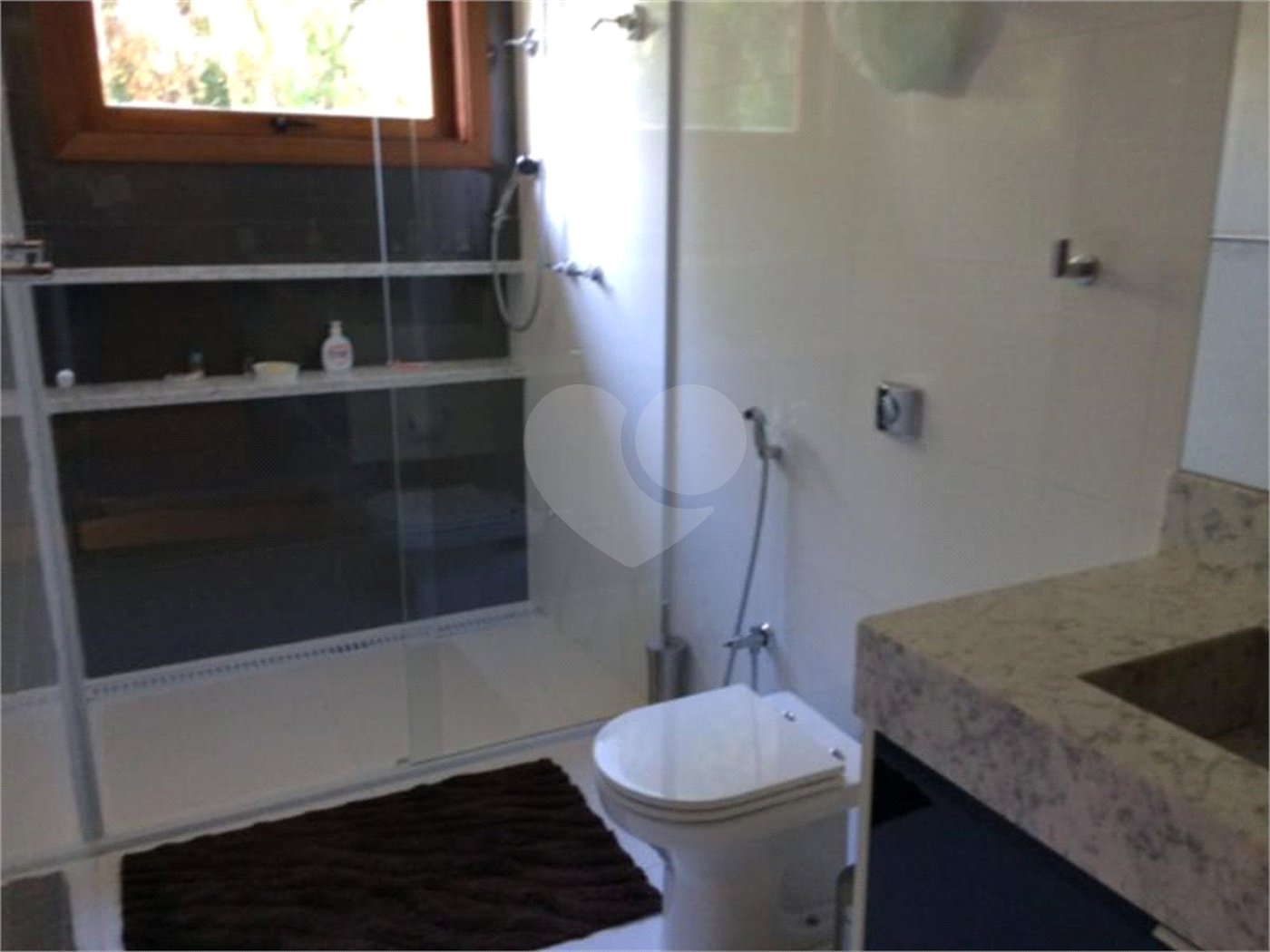 Casa à venda com 4 suítes no condomínio São Joaquim, Vinhedo - SP