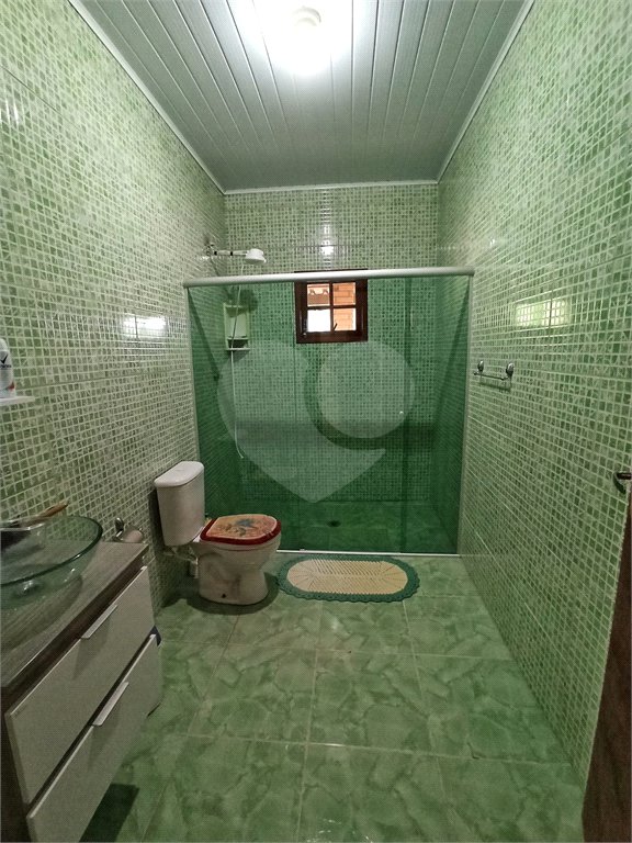 Chácara à venda com 3 quartos, sendo 1 suíte, em Vale das Flores (canguera), São Roque, SP