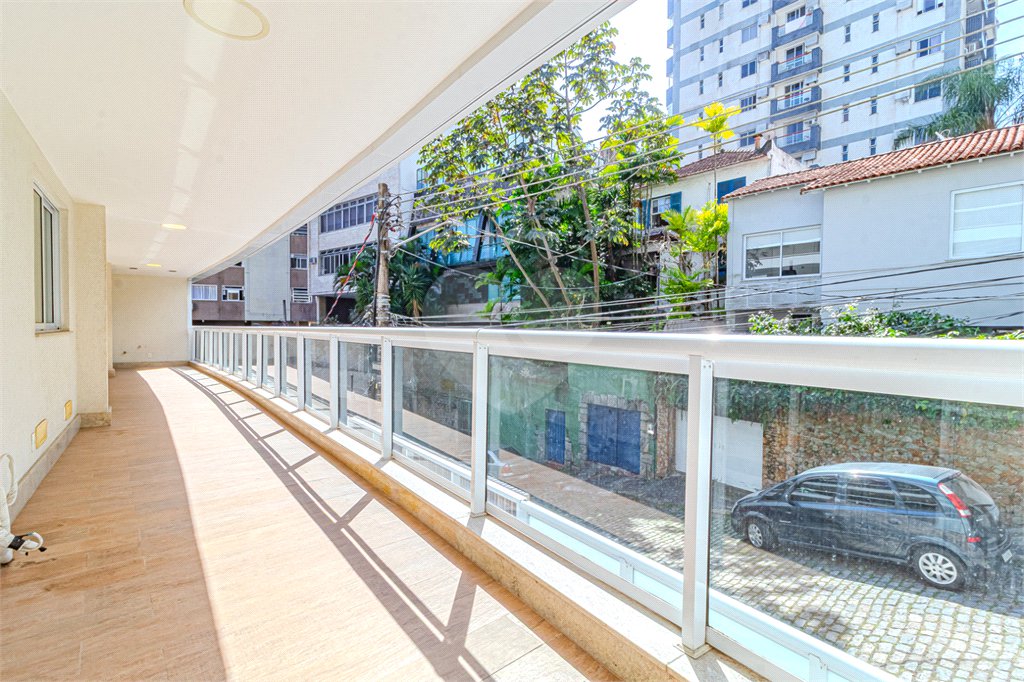 Apartamento à venda com 3 quartos, sendo 1 suíte, em Lagoa, Rio de Janeiro, RJ