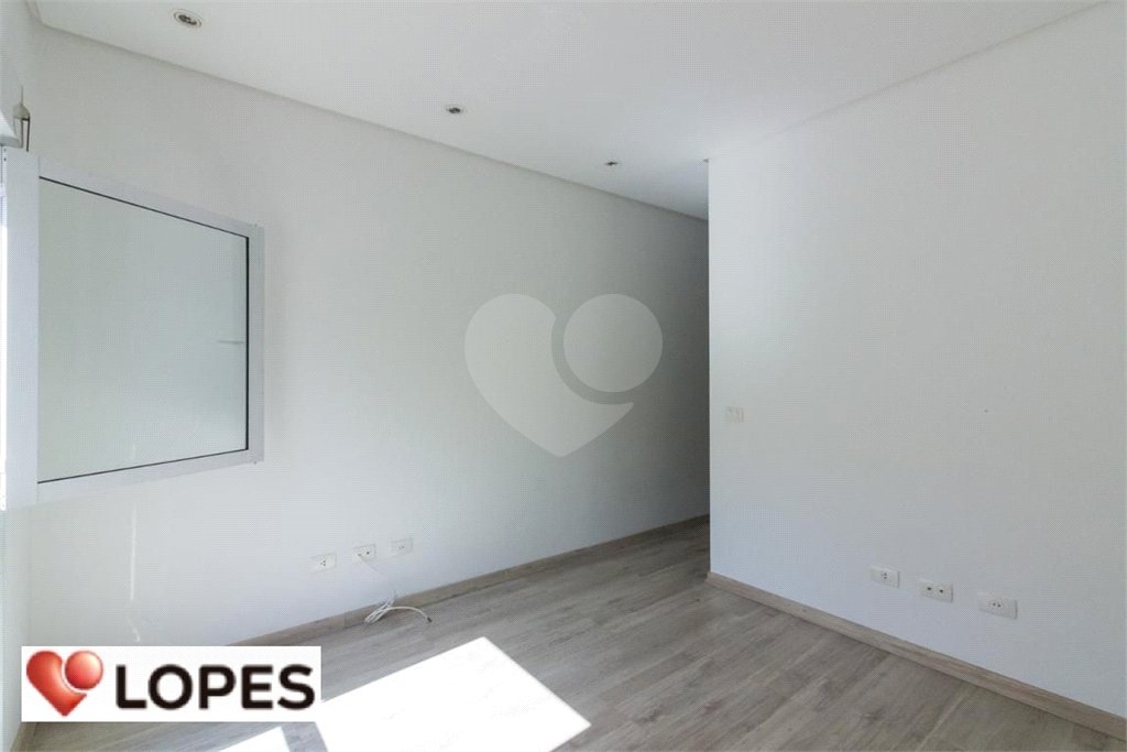 Casa à venda com 3 suítes em Santana, São Paulo, SP