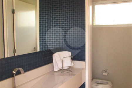 Casa à venda com 3 quartos, sendo 1 suíte, no condomínio Alpes de Vinhedo, Vinhedo - SP