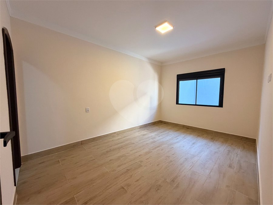 Casa à venda com 5 quartos, sendo 4 suítes, em Vila Rosália, Guarulhos, SP