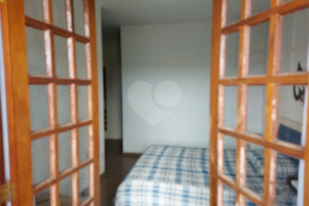 Sobrado à venda com 5 quartos, sendo 4 suítes, em Santa Rosa, Vinhedo, SP