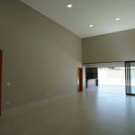 Casa à venda com 4 suítes no condomínio Gramado Park Residencial, Álvares Machado - SP
